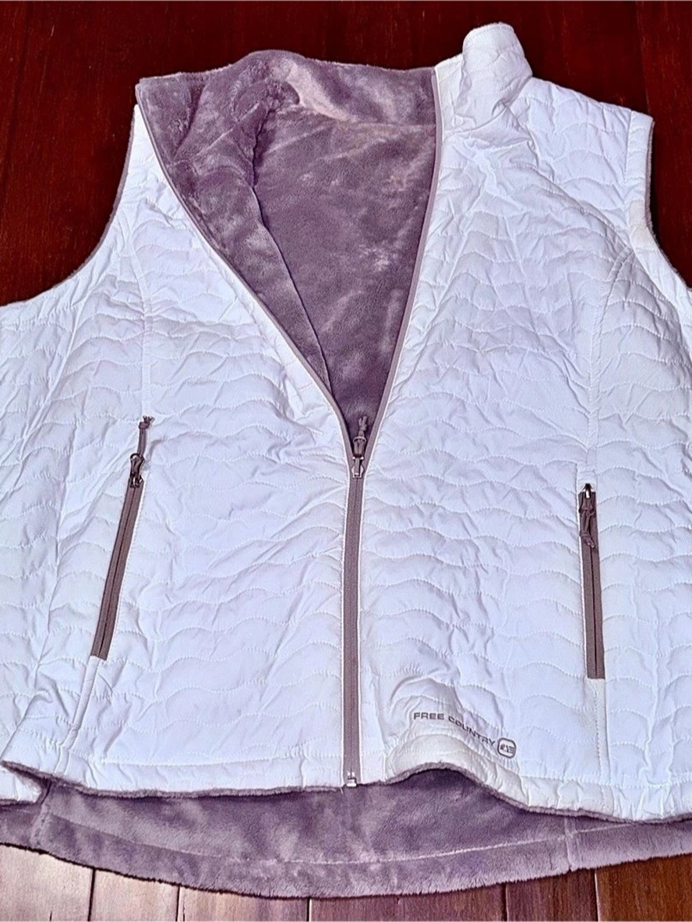 Free country Quilted Reversible Vest in White Size XL